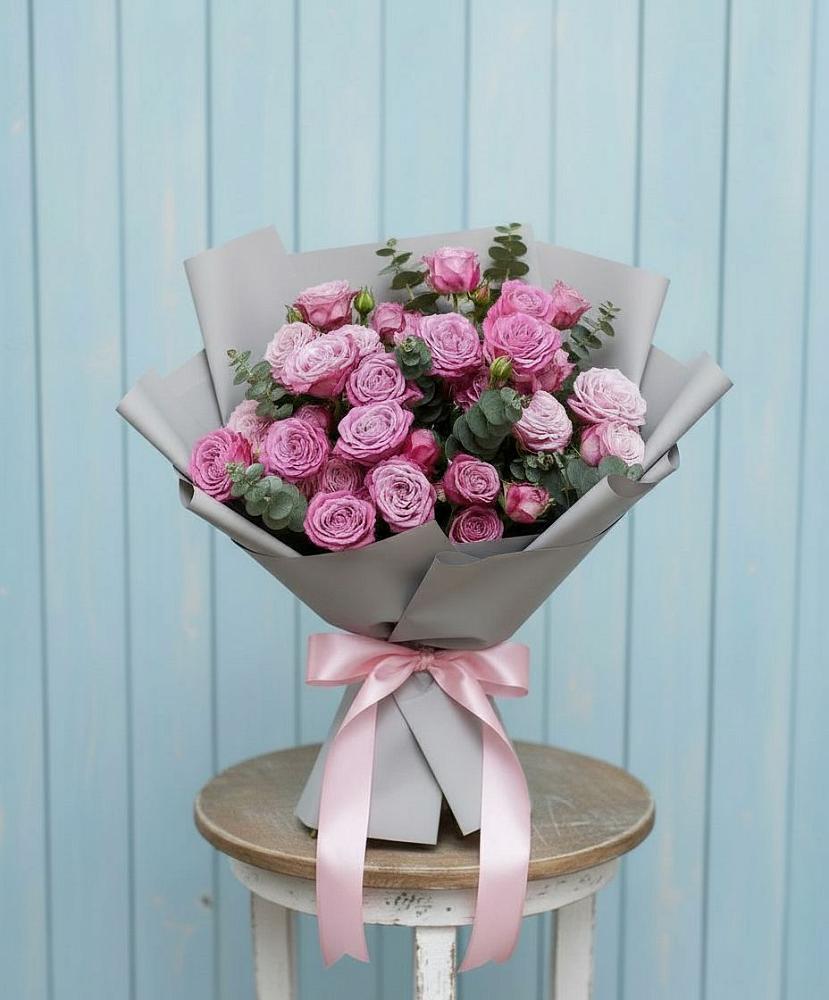 Букет цветов из: Розы в Нурма