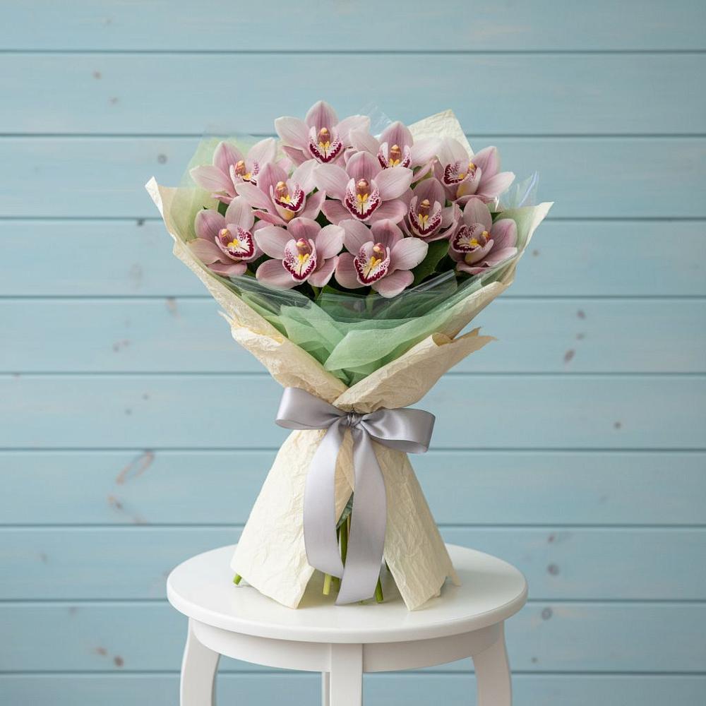 Букет цветов из: Орхидеи и Розы в Нурма