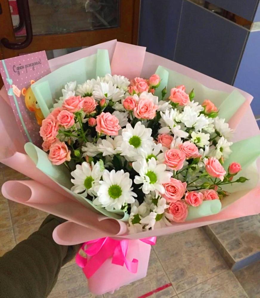 Букет цветов из: Розы и Хризантемы в Нурма