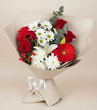 Букет цветов из:  Розы, Хризантемы, Герберы и Лилии в Нурма