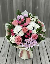 Букет цветов из:  Альстромерии, Гвоздики, Розы и Хризантемы в Нурма