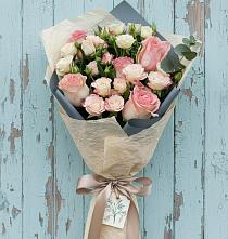 Букет цветов из:  Розы в Нурма