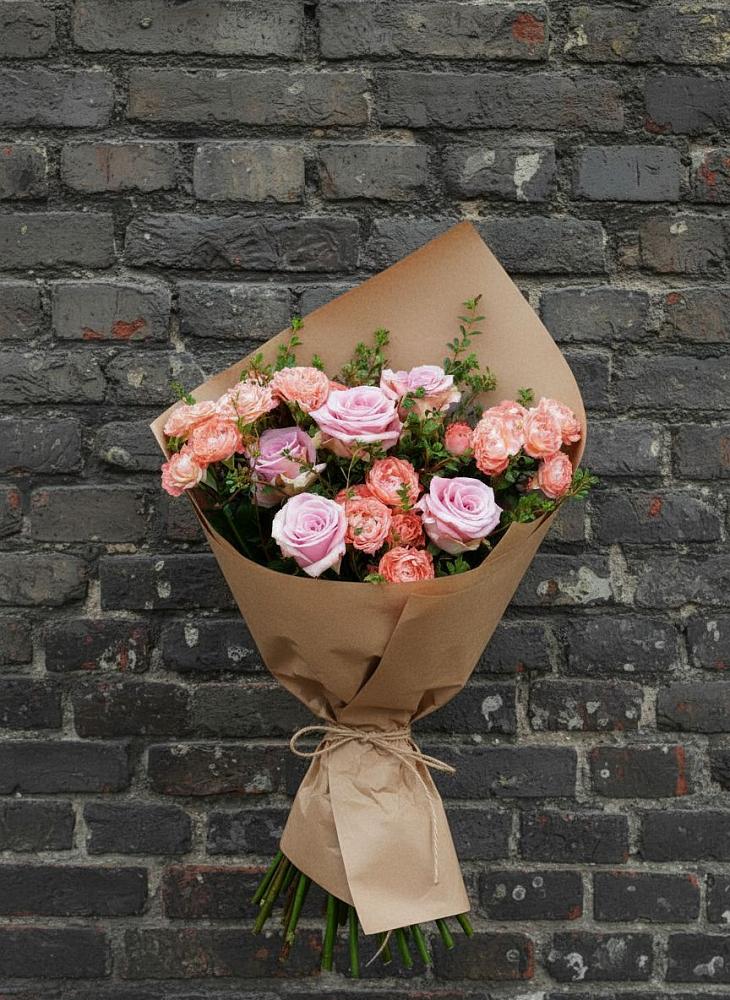 Букет цветов из: Розы в Нурма