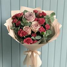 Букет цветов из:  Гвоздики и Розы в Нурма