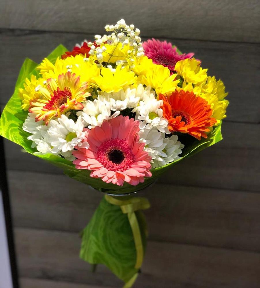 Букет цветов из: Герберы и Хризантемы в Нурма