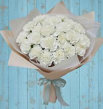 Букет цветов из:  Гвоздики в Нурма