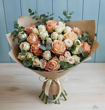 Букет цветов из:  Альстромерии и Розы в Нурма