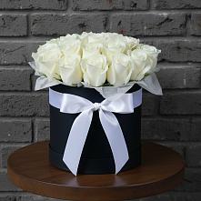 Цветочная композиция из Розы в шляпной коробке #REPLACE_PRED# Нурма